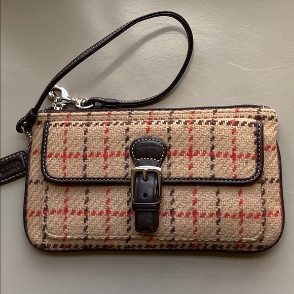 Coach wool wristlet. - Picture 10 of 16